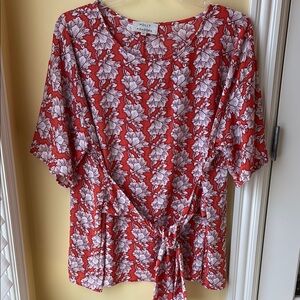 NWOT Molly + Isadora coral and white floral Tie Front Blouse 2X